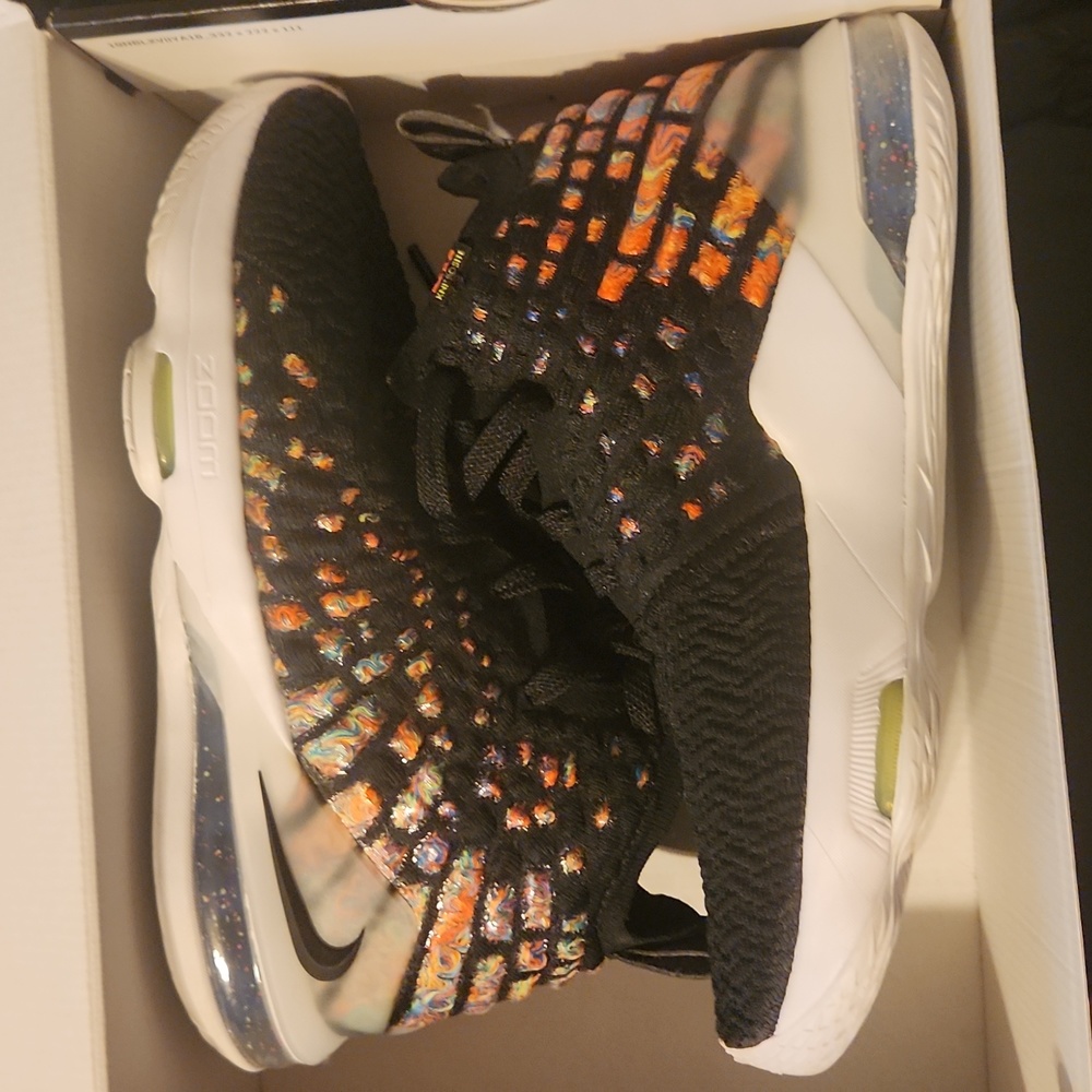 6.5Y LeBrons